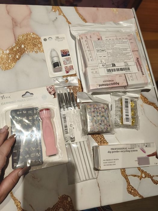 vendo material de unhas