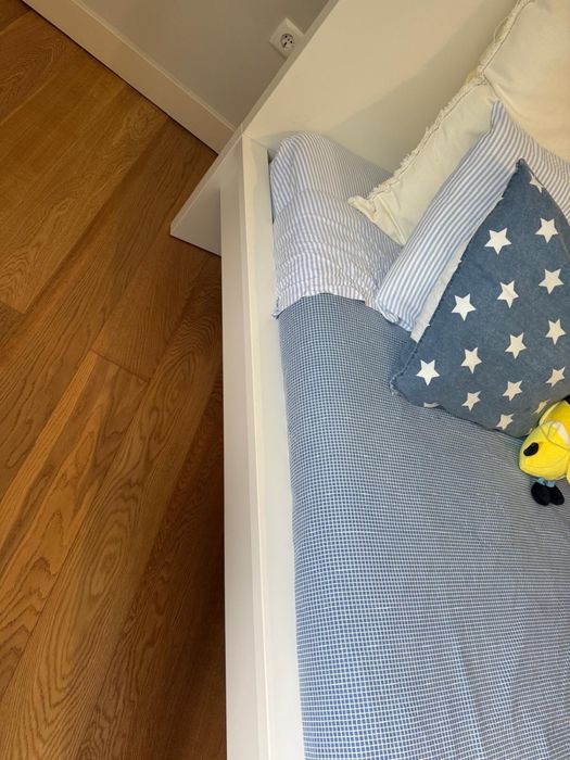 Cama Malm Solteiro