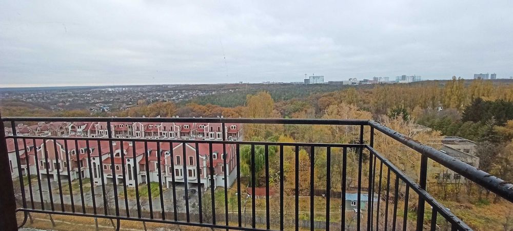 Двухповерхова 3-к квартира 95м2 ЖК Кришталеві Джерела Феофанія