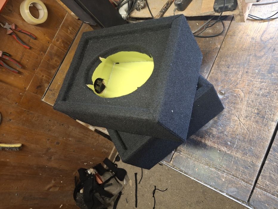 Короба ,подиумы для динамиков 6 на 9 дюймов