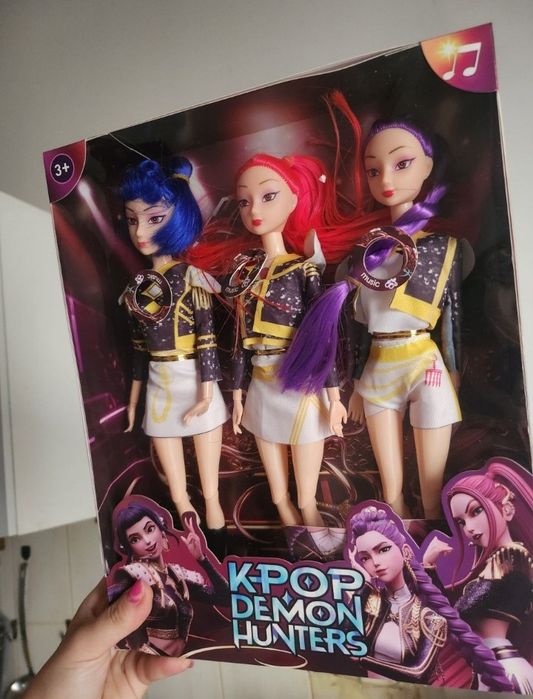 Grające lalki K-pop Demon Hunters – 3 sztuki, muzyczne
