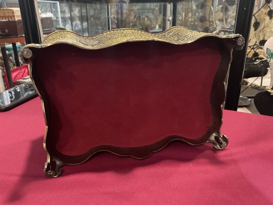 Cofre material metal forrado c/pes ,21x14x13 cm