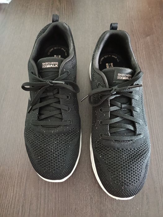 Tenis Skechers 42