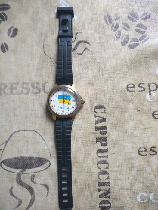 Часы от сети ~220В