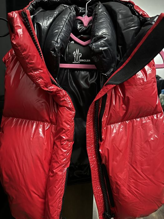 Жилетка MONCLER оригинал