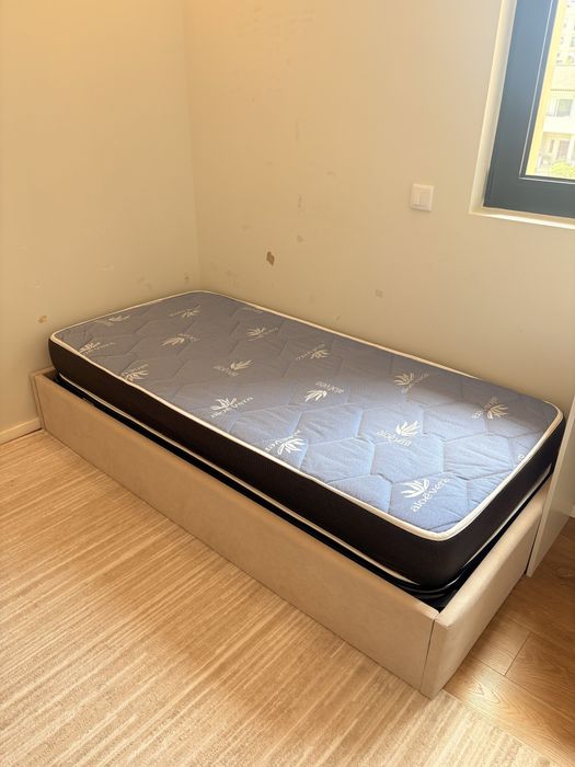 Cama solteiro nova + colchão