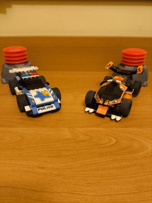 Zestaw LEGO Racer 7970 i 7971