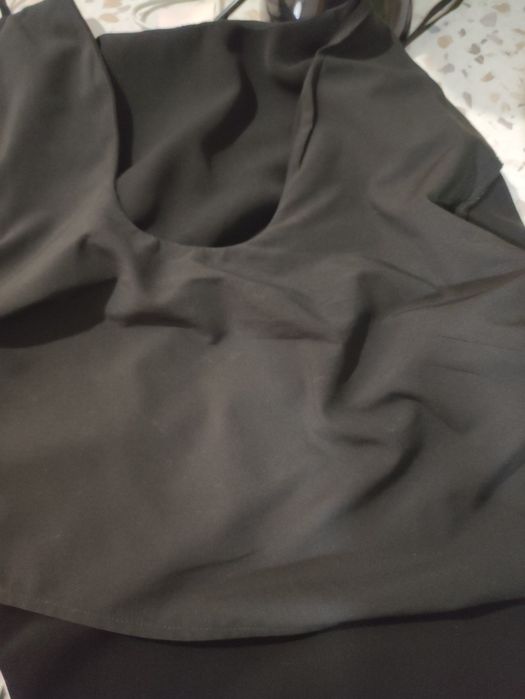 Чорна чарівна сукня