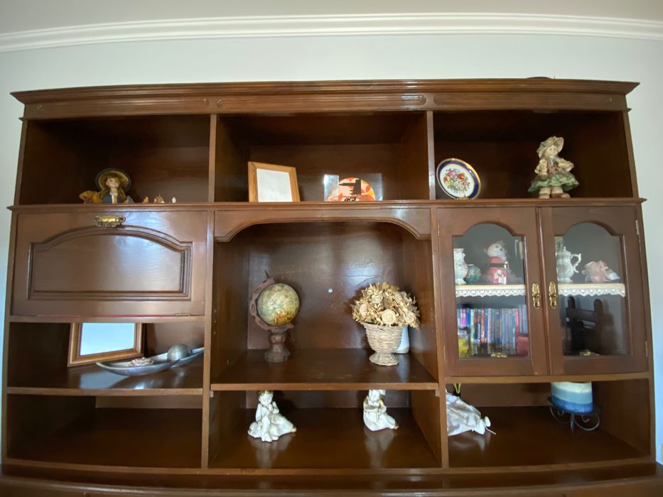 Móvel de sala usado, de excelente qualidade