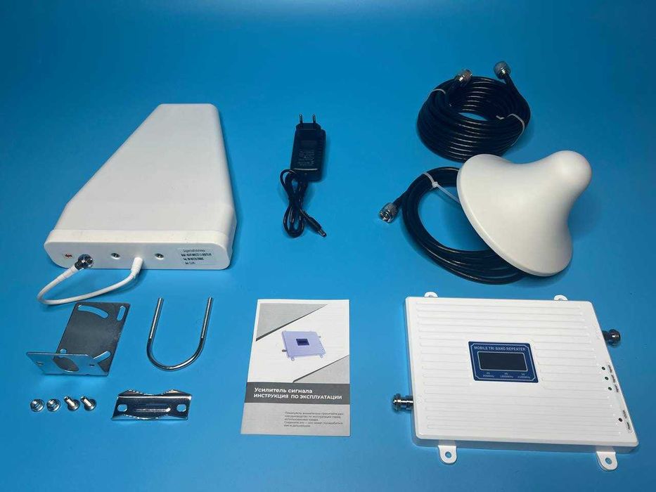 GSM репитер 3 диапазона 900 1800 2100, усилитель связи 3G 4G LTE
