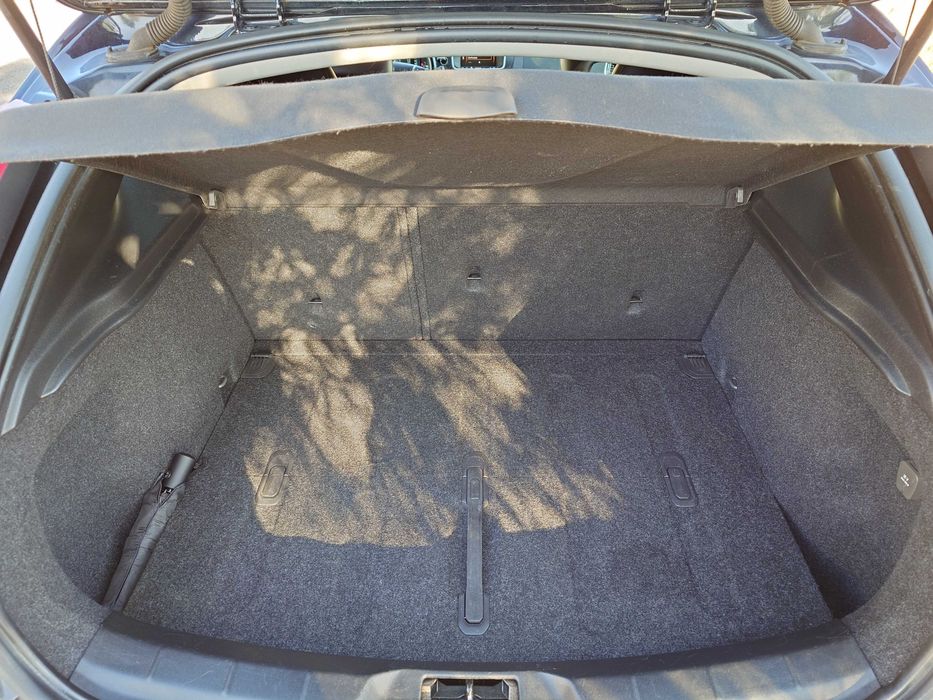 Volvo V40 1.6 Summon