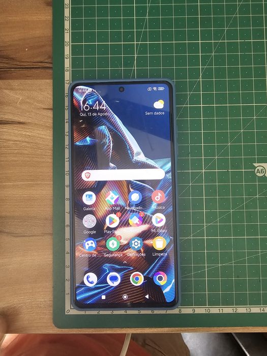 Xiaomi POCO X5 PRO 5G / 8GB RAM / 256GB de armazenamento / 120Hz de taxa de refrescamento de ecrã  e FASTCHARGE 67W
