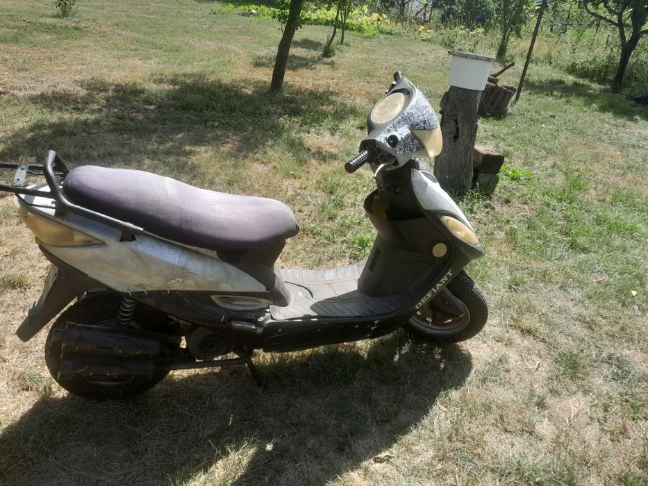Скутер Defiant DT50QT1