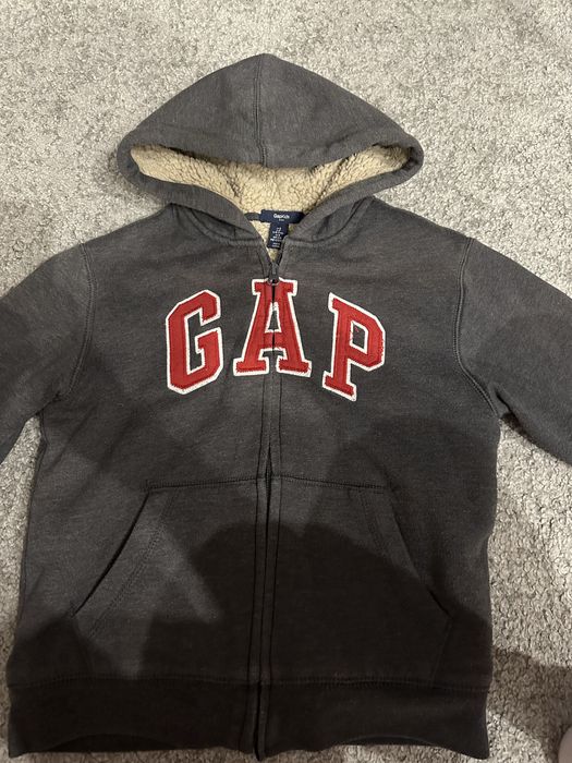 Sliczne bluzy GAP 120cm 2szt.