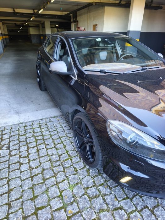 Volvo V40 R Design 2015