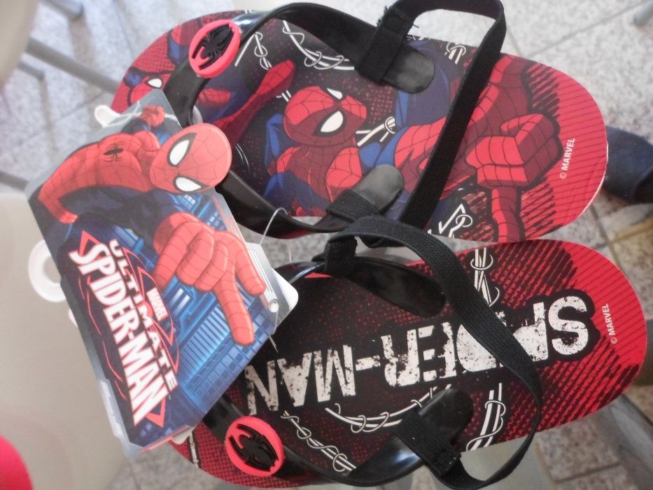 chinelos novos para criança