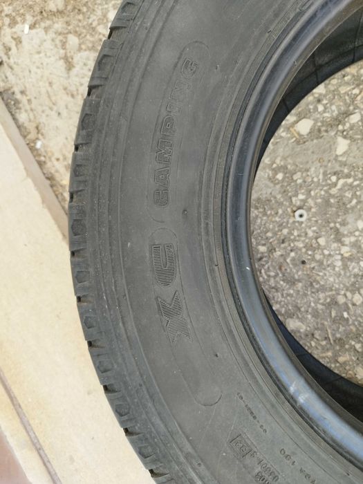 Pneu 215 70 R15 como novo