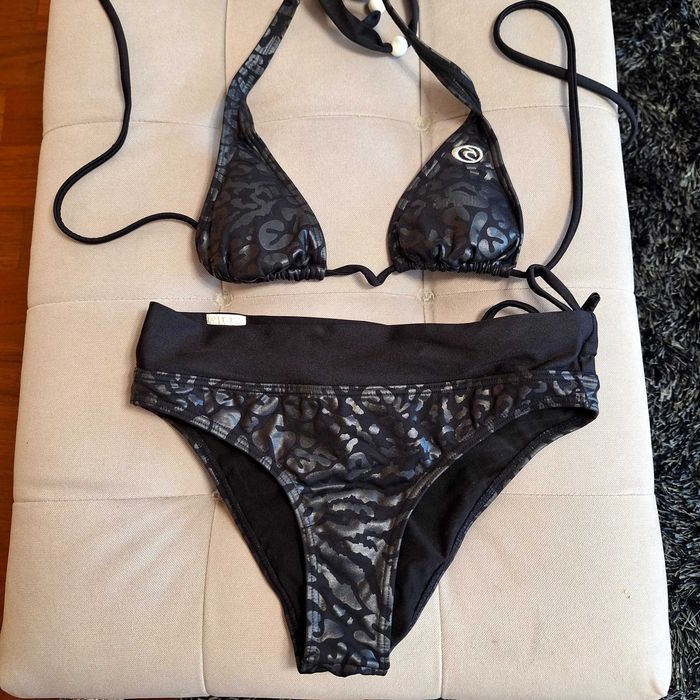 Biquini Preto Ripcurl