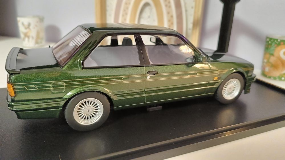 BMW E30 Alpina B6 3.5 1:18