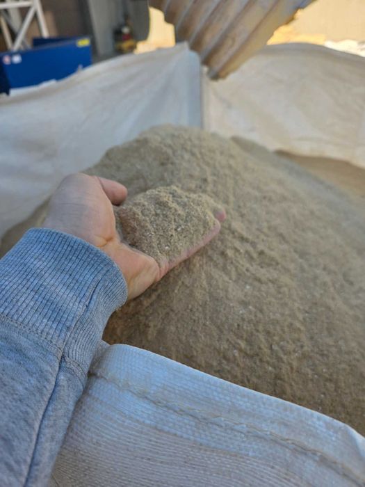 trociny troty pył suche