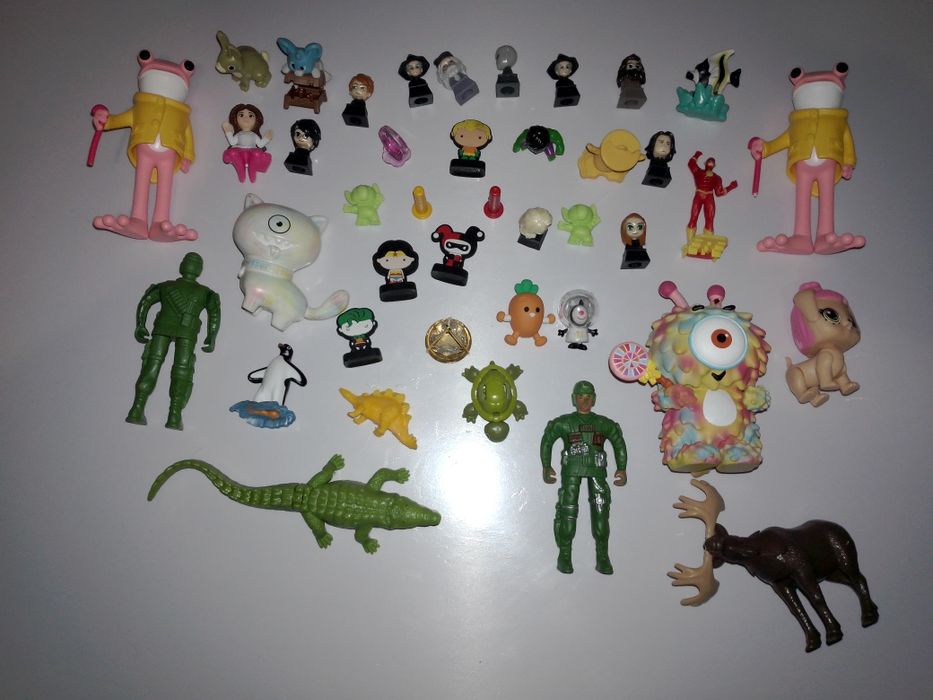 Детские игрушки формочки для пляжа и др.