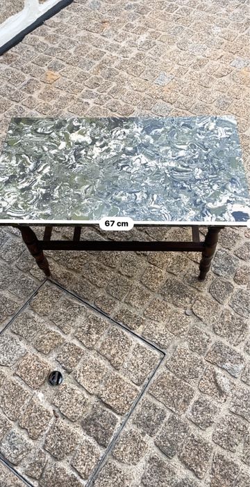 Mesa Sala Estar (medias da mesma, encontram-se nas cinco fotos tiradas