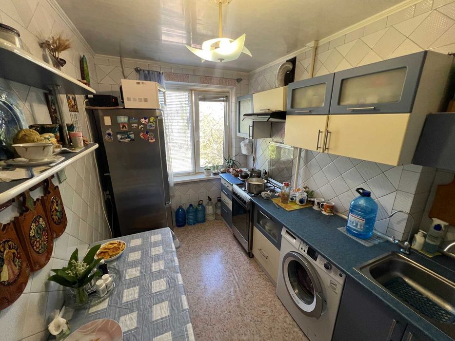 Продается 3-к квартира, 3/9, МПО, Корабельный, сертификат- да!