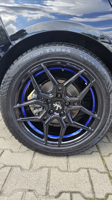 Opony Nokian Tyres 215/50 R17 95 V Snowproof 1 1 1