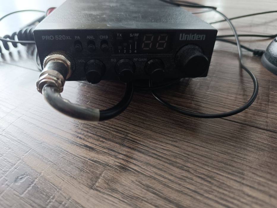 Radio cb Uniden pro 520xl plus antena president