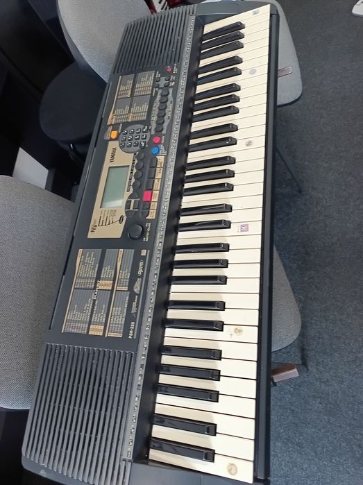 Keyboard Yamaha PSR 225