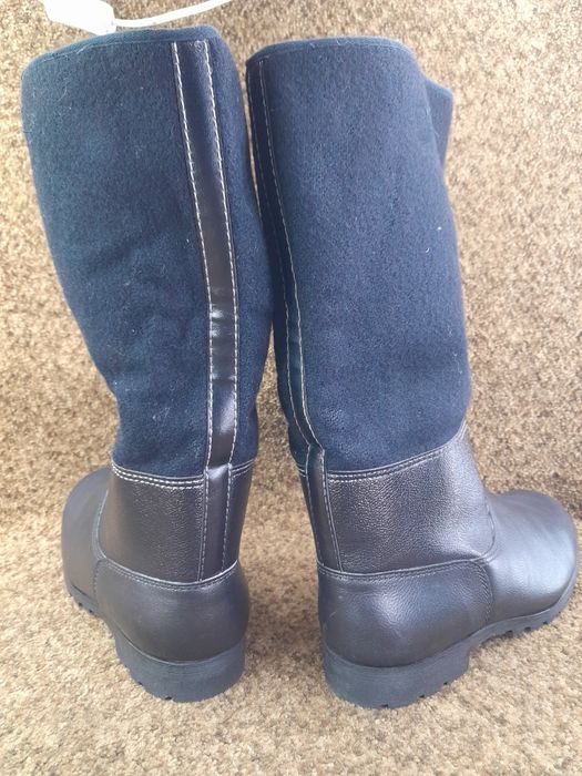 Чоботи високі,утеплені Svit 43 розмір.