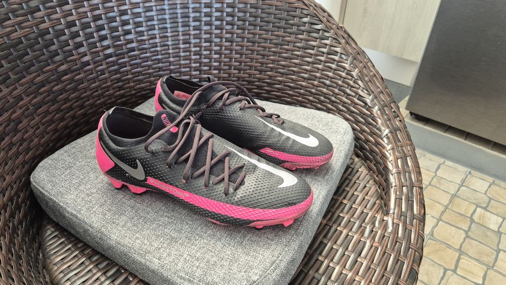 Chuteiras Nike Phantom tam 42