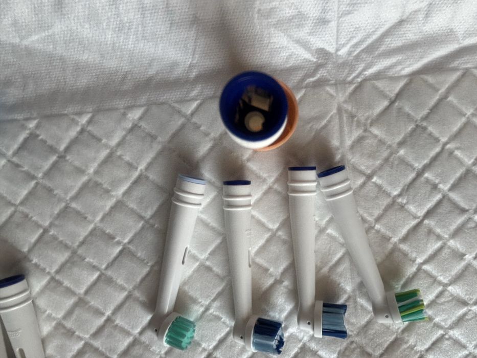 Końcówki do sczoteczki Oral B