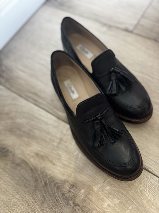Шкіряні лофери Clarks