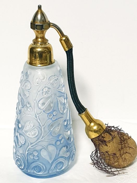 Maravilhoso antigo frasco de perfume francês  Julien Viard