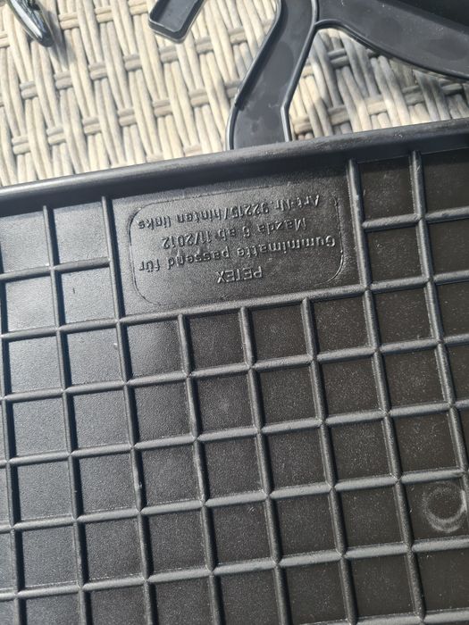 Petex dywaniki Mazda