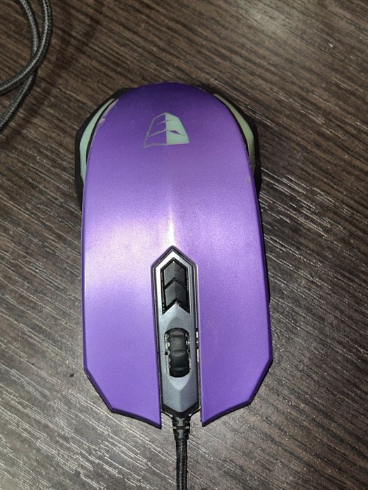 Продаю ігрову мишку