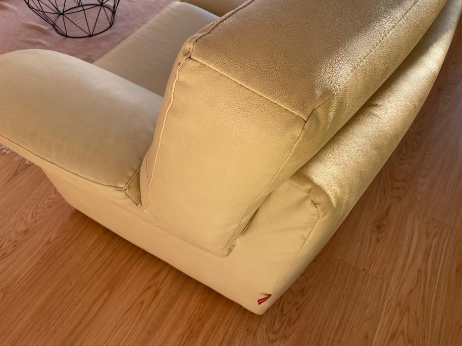 Sofá em Pele - Conforto e Elegância