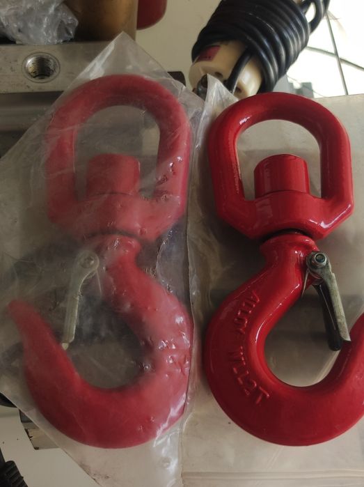 Ganchos de grua de 5 e de 2 toneladas
