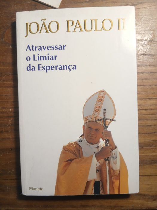 João Paulo II, Atravessar o Limiar da Esperança