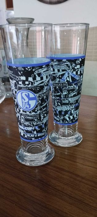 Copos,  canecas e chávenas novas e como novas