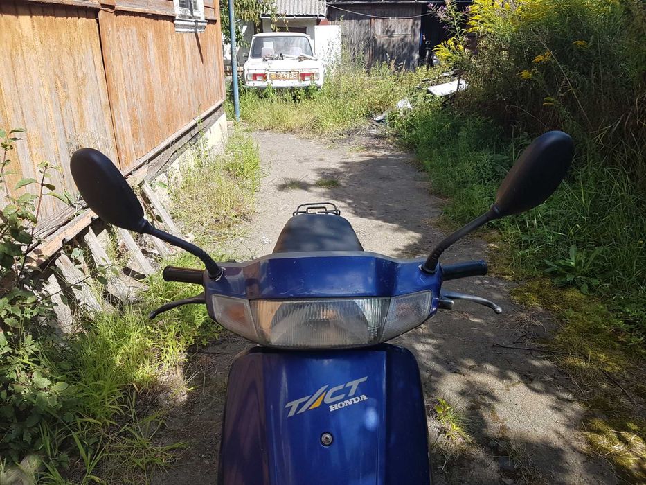 Скутер Honda Takt-24 Standup? нічого робити не треба, сів поїхав.