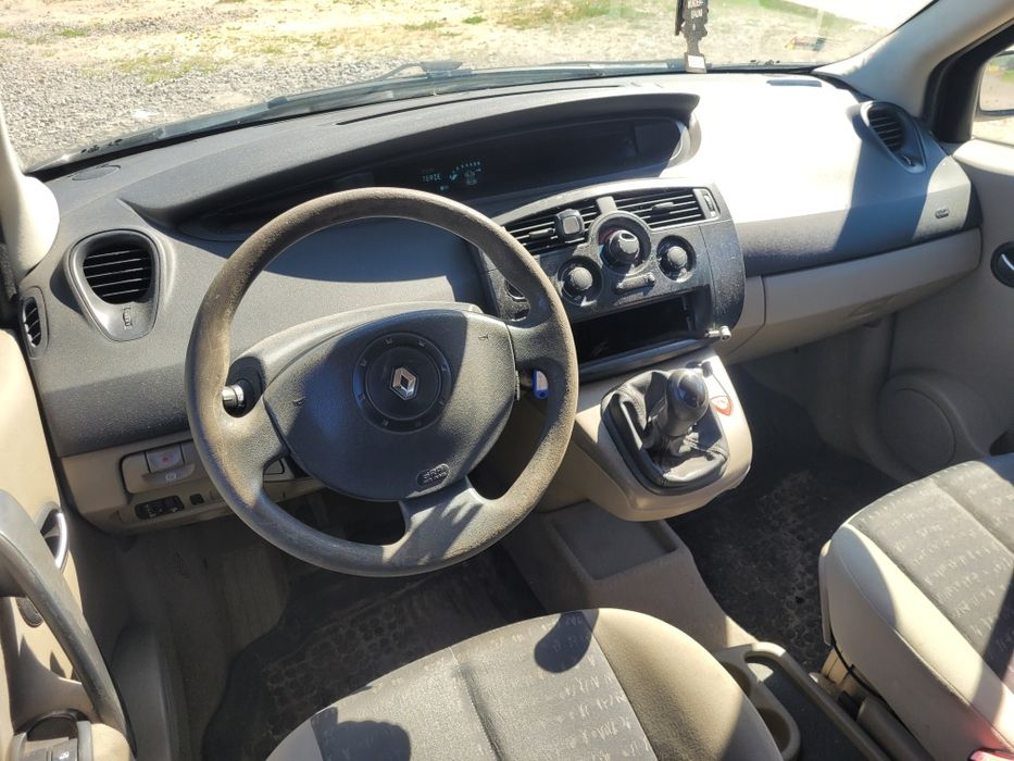 Renault Scenic 2 1.6 16v benzyna 2005r jeździ,skręca I hamuję..