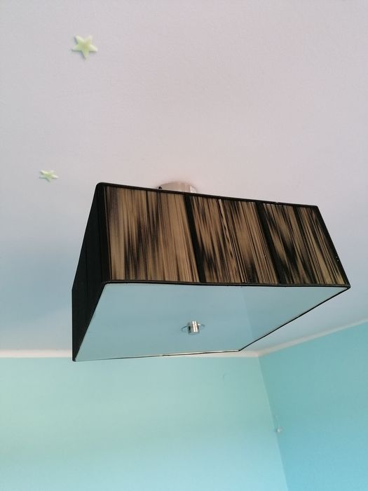 Żyrandol czarna nitka duży.