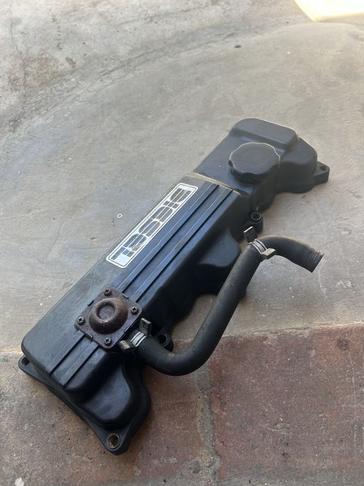 Tampa de motor opel corsa 1.5td