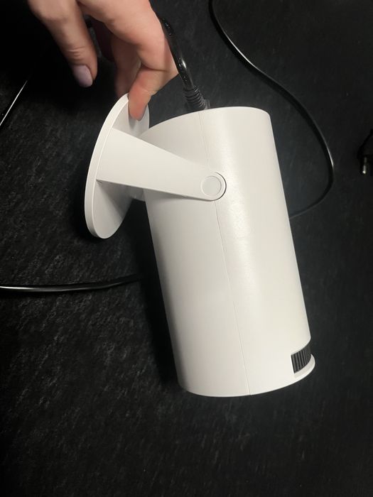 Smart projektor bialy
