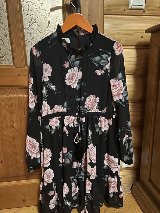 Нарядне плаття для дівчинки