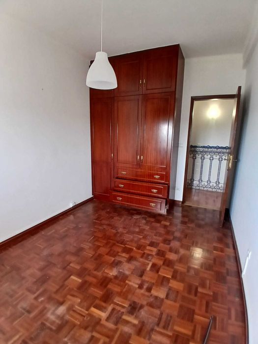 T2 Para arrendamento em Rio Maior
