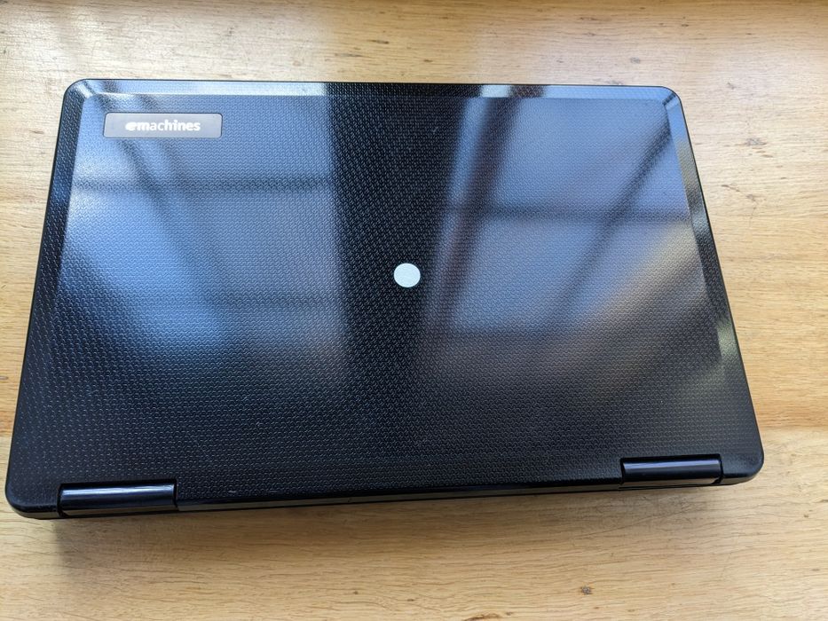 Acer Emachines E525 Intel Core 2 Duo T8300: 2 200 грн. - Ноутбуки ...