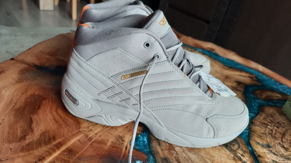 Buty wysokie firmy REEBOK